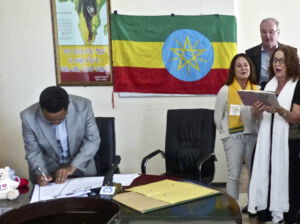 Städepartnerschaft zwTwin-town relation between Mekelle and Witten is sealedischen Mekelle und Witten wird besiegelt