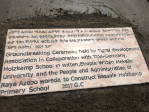 Grundstein für Schule in Äthiopien